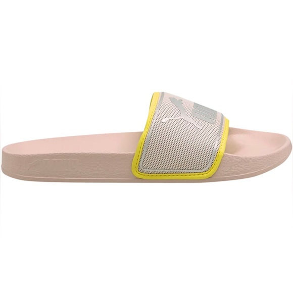 Puma Shoes - NIB Puma Slides